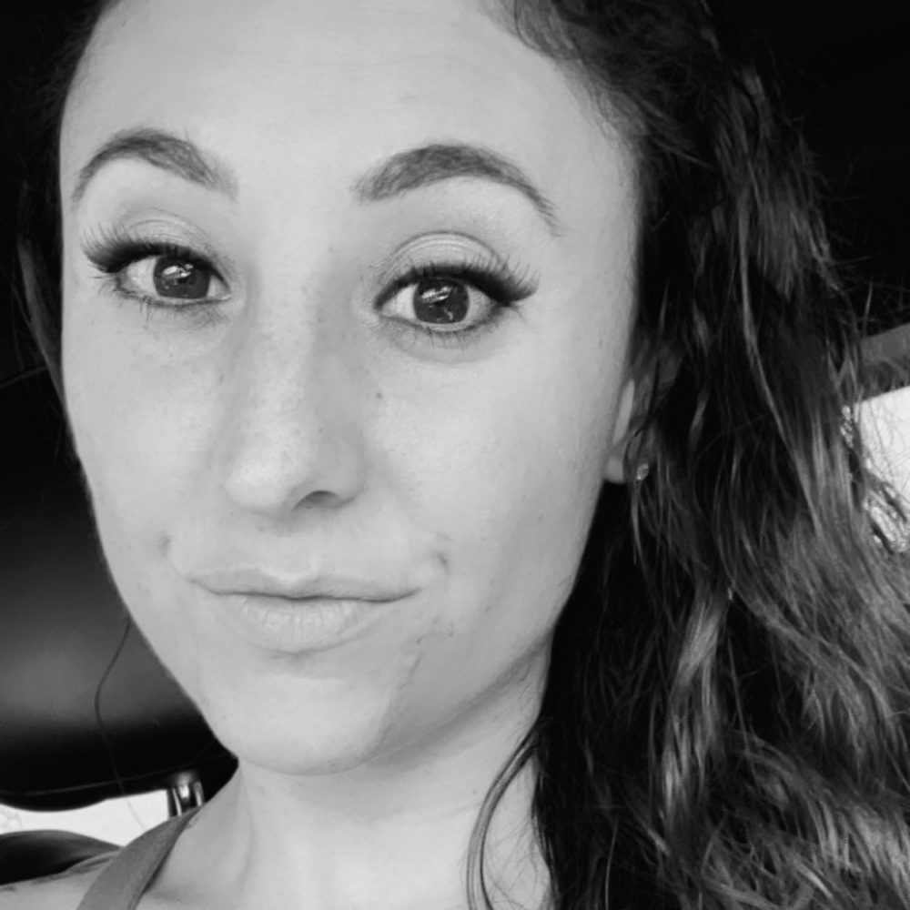 Meet your Posher, Vanessa